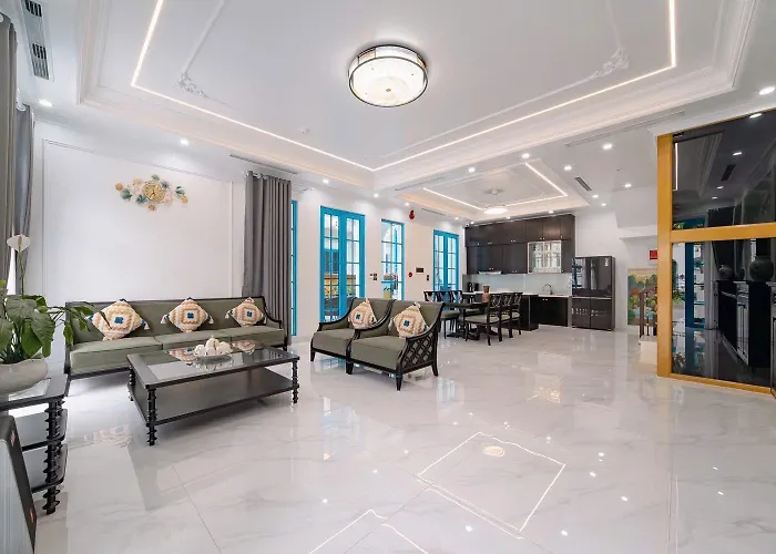 Lyly House * Hạ Long